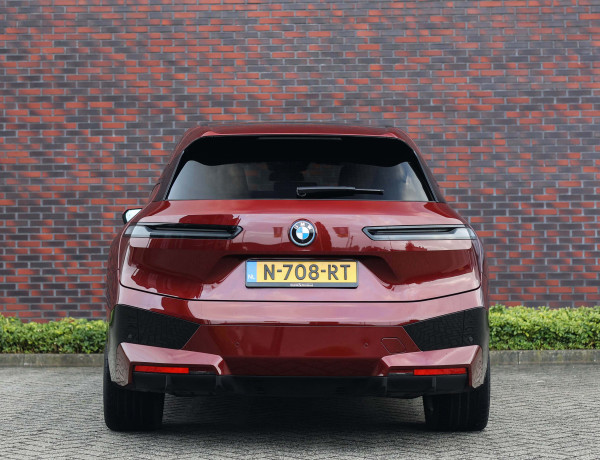 BMW iX X-Drive 40