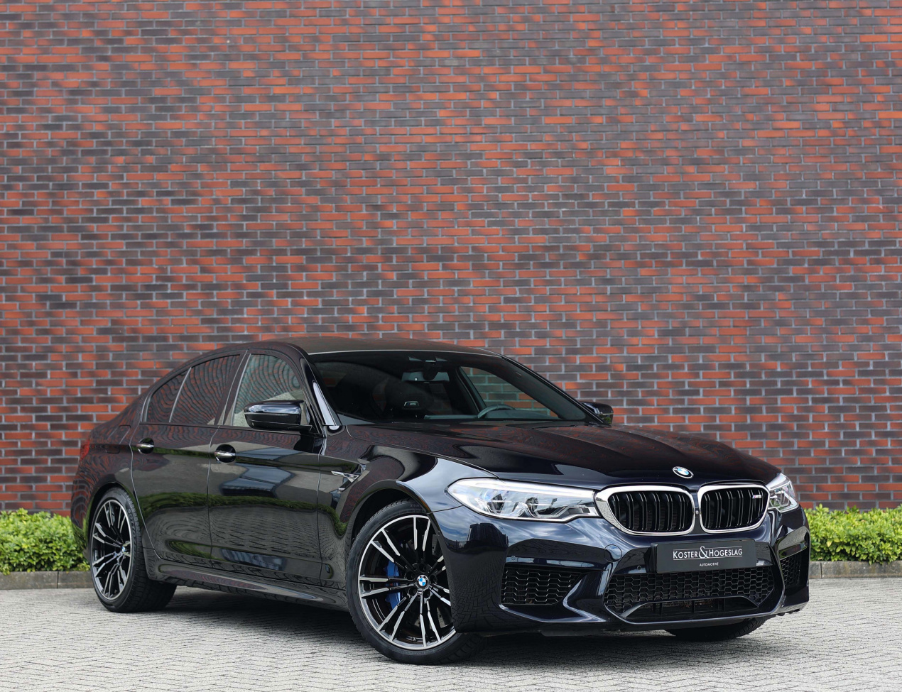 BMW M5 xDrive